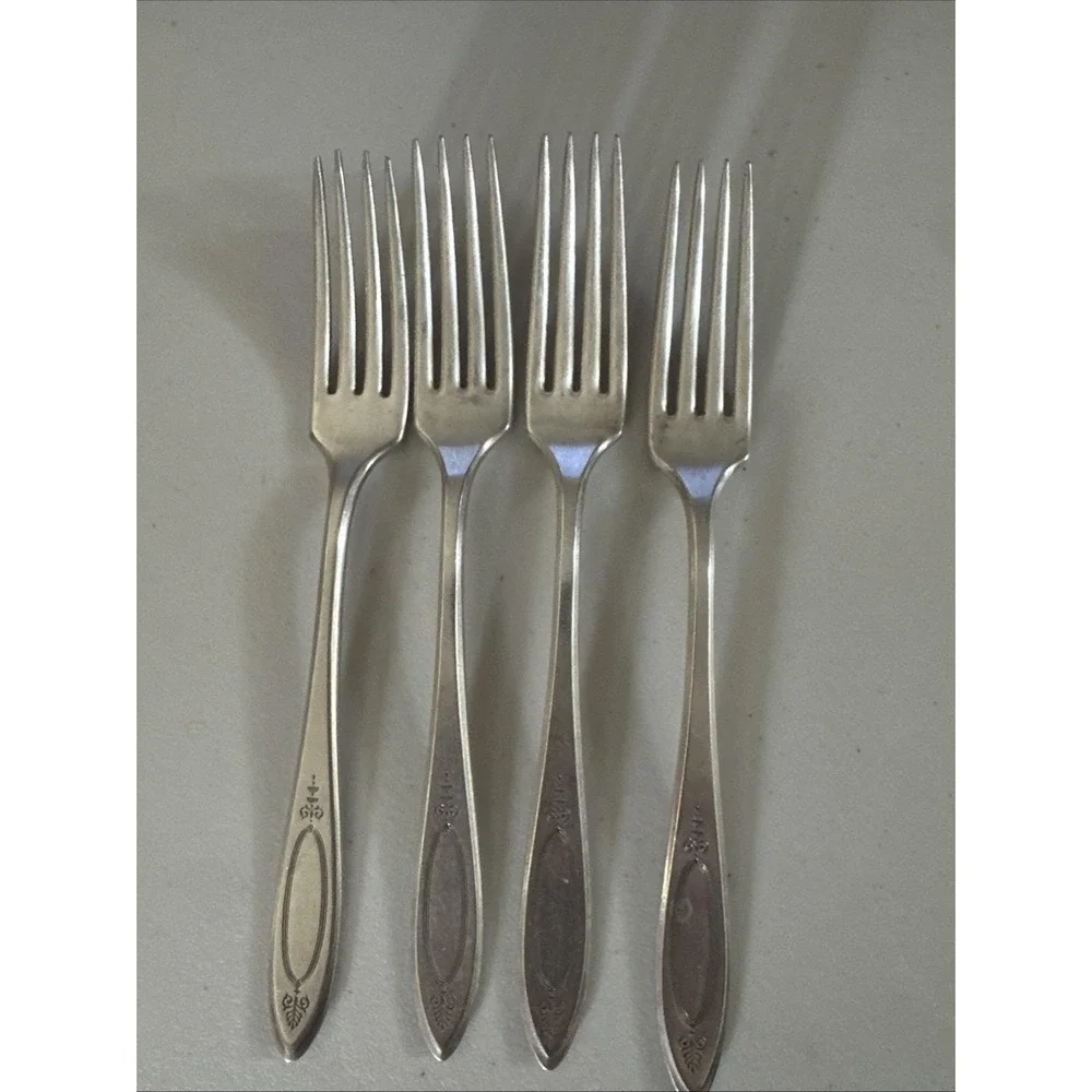 Oneida‎ Community Silverplate ADAM Lot 4 Dinner Forks 7 3/4